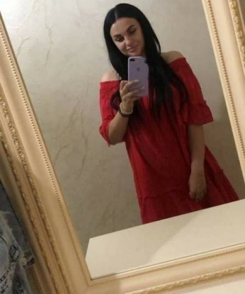 Встречусь с тобой в Москве, чтобы подарить тебе незабываемые моменты наслаждения и позитивные эмоции. В моих услугах - эксперименты, массаж, стриптиз, ролевые игры и многое другое. У меня есть отличные отзывы от моих довольных клиентов. Загляни в мою галерею фото и оцени мою жгучую страсть. Приходи, и мы соткём шикарные воспоминания вместе. 😘🌹🔥 1466, 33 года