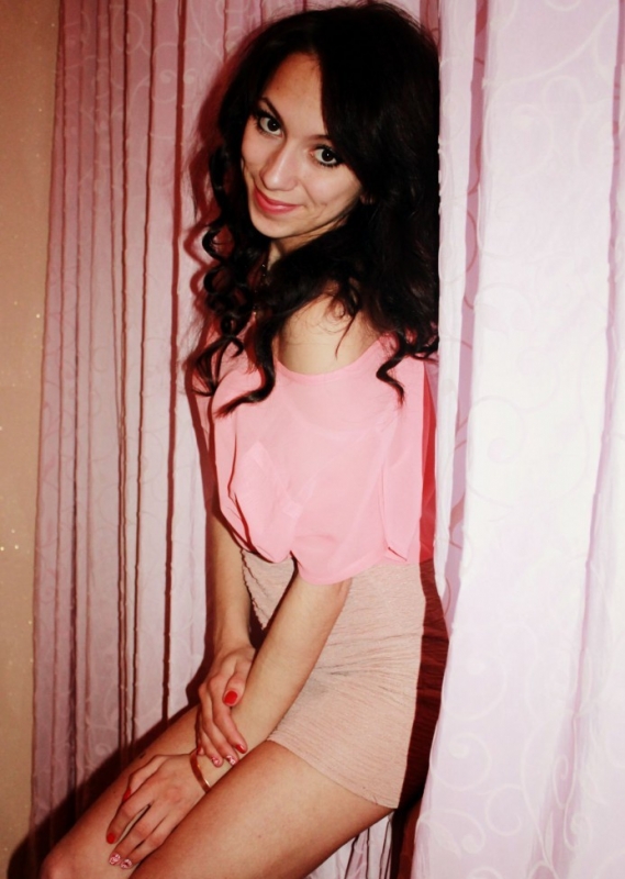 Страстная и сексуальная девушка с шикарными формами приглашает в гости и готова подарить тебе незабываемые моменты страсти и удовольствия. 20477, 22 года