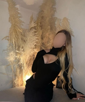 Со мной ты окунешься в мир грез и наслаждений, раскроешь все тайные желания. Мое нежное тело и опыт удовлетворят все твои потаенные фантазии. Параллельно с тем, я - умная и красивая собеседница, знающая толк в деликатных играх. У меня доступны разнообразные услуги, и я с радостью изучу новые грани удовольствия. Пачка отзывов, в которых меня хвалят до небес, стоит вовсю горит. Фото в альбоме помогут тебе представить, какая я на самом деле. Жду тебя, чтобы создать незабываемую атмосферу в Москве. 🌟💋❤️ 8569, 26 лет